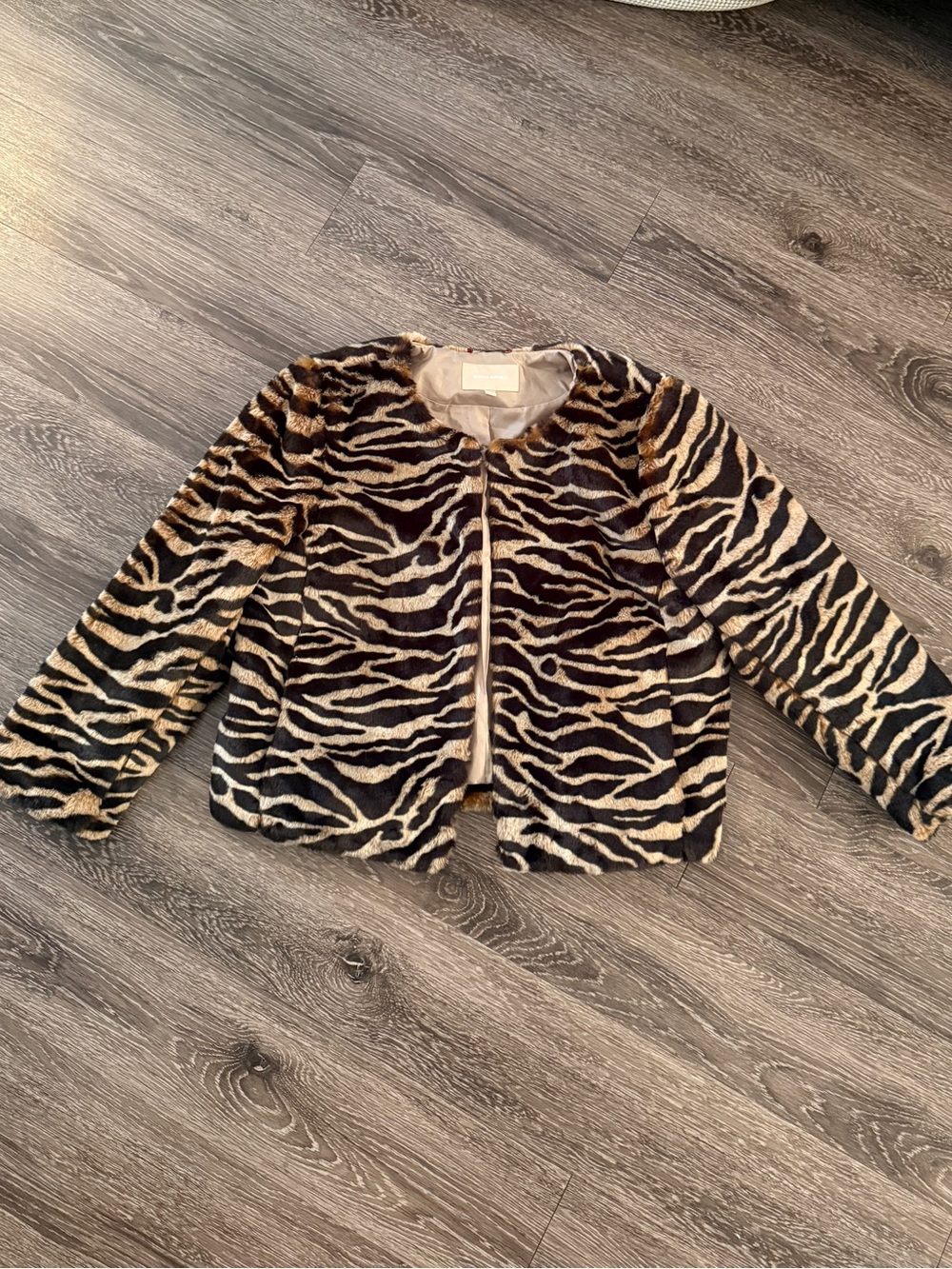 Banana Republic Faux Fur Ziger Stripe Crop Sleeve Jacket